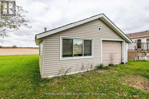 9382 Silver Street, West Lincoln, ON - Outdoor