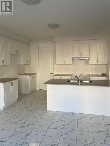 101 Henshaw Drive, Erin, ON - Indoor Photo Showing Kitchen With Double Sink