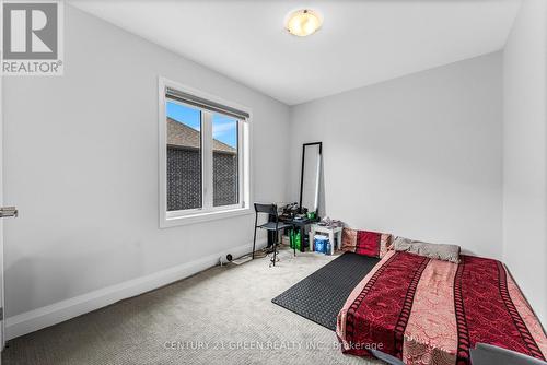 113 Cole Terrace, Woodstock, ON - Indoor Photo Showing Bedroom