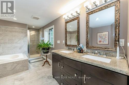 682 Westover Road, Hamilton, ON - Indoor Photo Showing Bathroom