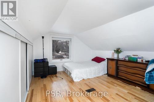 105 Mineola Road W, Mississauga, ON - Indoor Photo Showing Bedroom