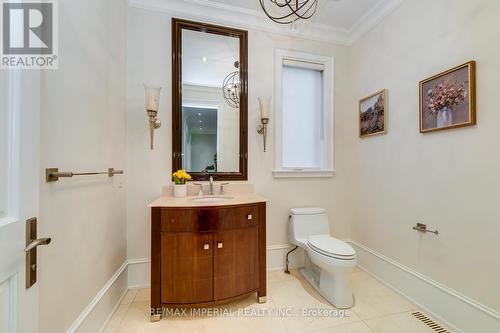 1052 Melvin Avenue, Oakville, ON - Indoor Photo Showing Bathroom