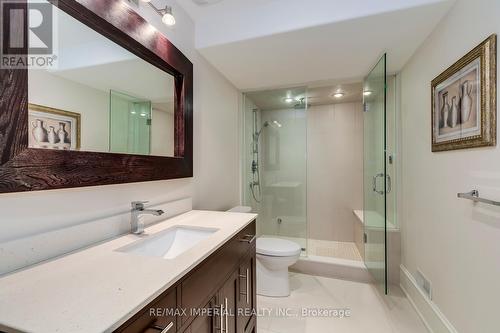 1052 Melvin Avenue, Oakville, ON - Indoor Photo Showing Bathroom