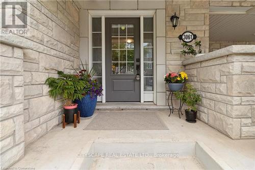 3061 Mistletoe Gardens, Oakville, ON - Outdoor