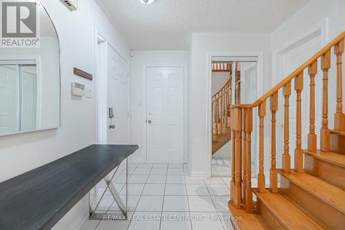 2485 Strathmore Crescent, Mississauga, ON - Indoor Photo Showing Other Room