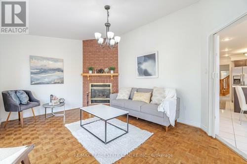 2485 Strathmore Crescent, Mississauga, ON - Indoor Photo Showing Living Room With Fireplace