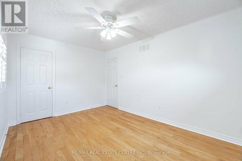 2485 Strathmore Crescent, Mississauga, ON - Indoor Photo Showing Other Room