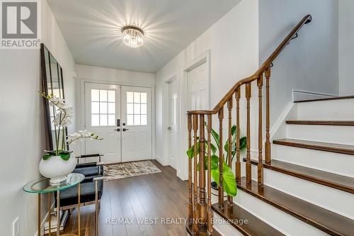 39 Gowland Drive, Hamilton, ON - Indoor Photo Showing Other Room