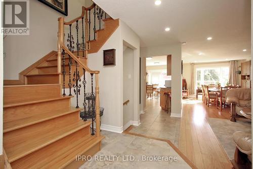 1272 Barberry Grove, Oakville, ON - Indoor Photo Showing Other Room