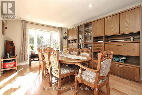 1272 Barberry Grove, Oakville, ON - Indoor Photo Showing Dining Room