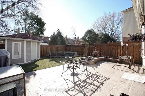 1272 Barberry Grove, Oakville, ON - Outdoor