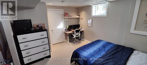 Bsmt. - 532 Woodward Avenue, Milton, ON - Indoor Photo Showing Bedroom