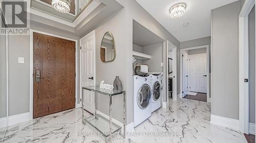 510 - 22 Hanover Road, Brampton, ON - Indoor Photo Showing Laundry Room