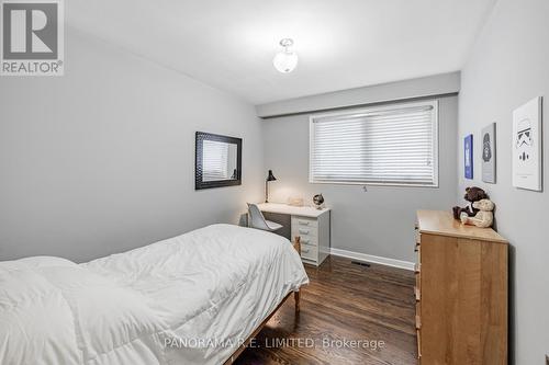 11 Park Manor Drive, Toronto, ON - Indoor Photo Showing Bedroom