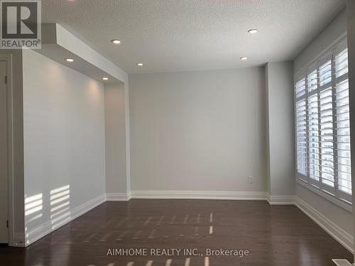 12 Summerbeam Way, Brampton, ON - Indoor Photo Showing Other Room