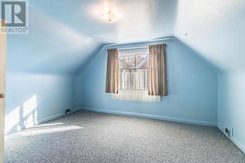 19 Mulgrove Drive, Toronto, ON - Indoor Photo Showing Other Room