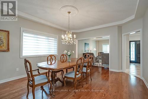 1389 Creekwood Trail, Oakville, ON - Indoor Photo Showing Dining Room