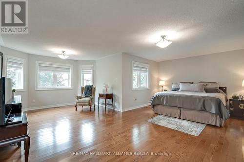 1389 Creekwood Trail, Oakville, ON - Indoor Photo Showing Bedroom