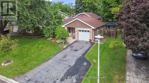 34 Lorraine Crescent, Brampton, ON - Outdoor