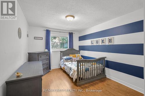 34 Lorraine Crescent, Brampton, ON - Indoor Photo Showing Bedroom