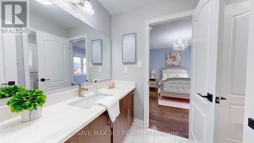 11 Mugford Crescent, Brampton, ON - Indoor Photo Showing Bathroom