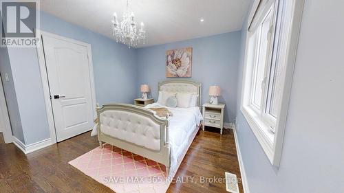 11 Mugford Crescent, Brampton, ON - Indoor Photo Showing Bedroom