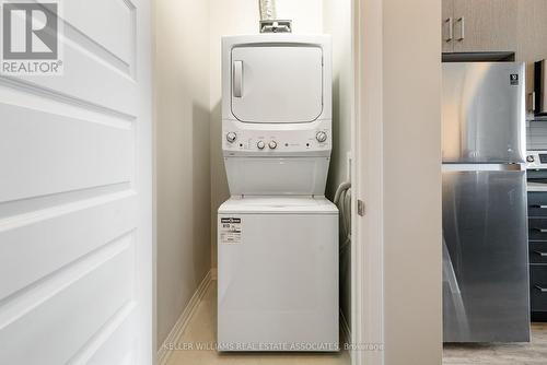 602 - 102 Grovewood Common Crescent, Oakville, ON - Indoor Photo Showing Laundry Room