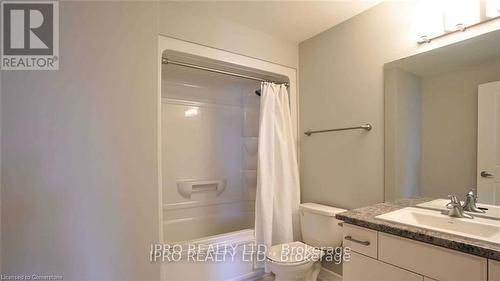 406 - 620 Sauve Street, Milton, ON - Indoor Photo Showing Bathroom