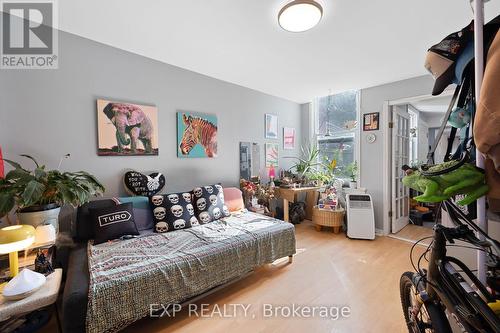 37 Vine Avenue, Toronto, ON - Indoor Photo Showing Bedroom