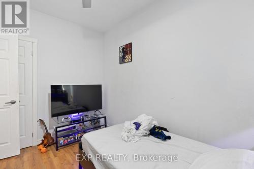 37 Vine Avenue, Toronto, ON - Indoor Photo Showing Bedroom