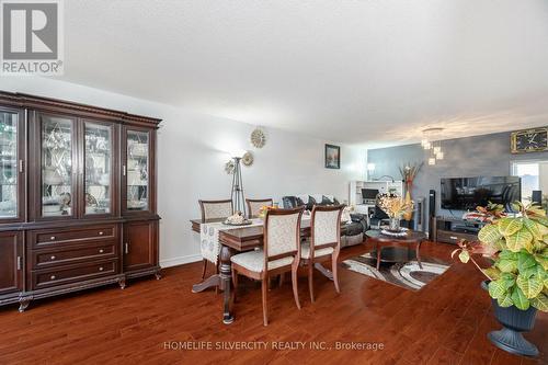 407 - 21 Markbrook Lane, Toronto, ON - Indoor Photo Showing Dining Room