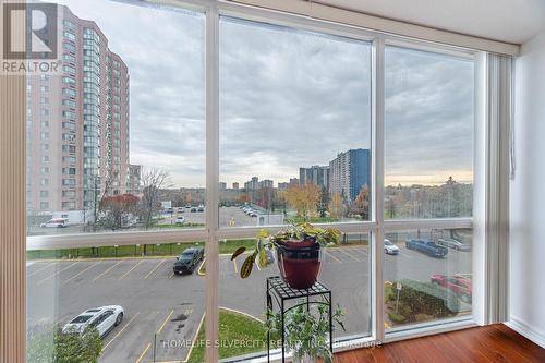 407 - 21 Markbrook Lane, Toronto, ON - Indoor Photo Showing Other Room