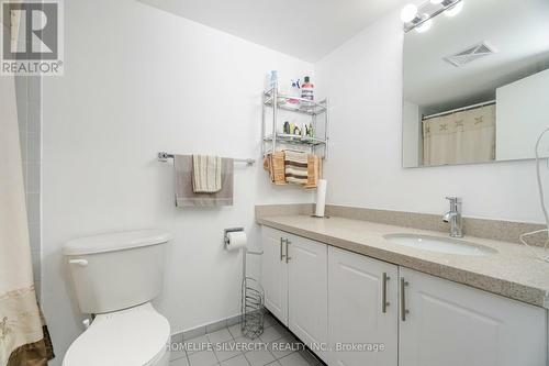 407 - 21 Markbrook Lane, Toronto, ON - Indoor Photo Showing Bathroom