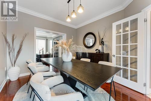 2576 Armour Crescent, Burlington, ON - Indoor Photo Showing Dining Room