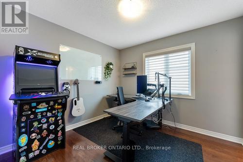 2576 Armour Crescent, Burlington, ON - Indoor Photo Showing Office