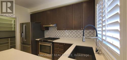 1450 Laurier Avenue, Milton, ON - Indoor Photo Showing Kitchen