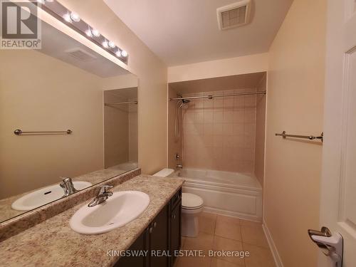 1450 Laurier Avenue, Milton, ON - Indoor Photo Showing Bathroom