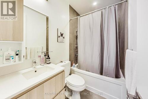 203 - 36 Park Lawn Road, Toronto, ON - Indoor Photo Showing Bathroom