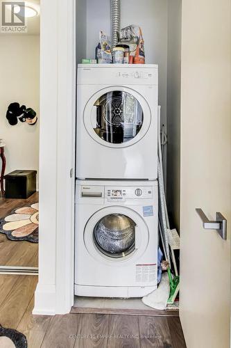 203 - 36 Park Lawn Road, Toronto, ON - Indoor Photo Showing Laundry Room