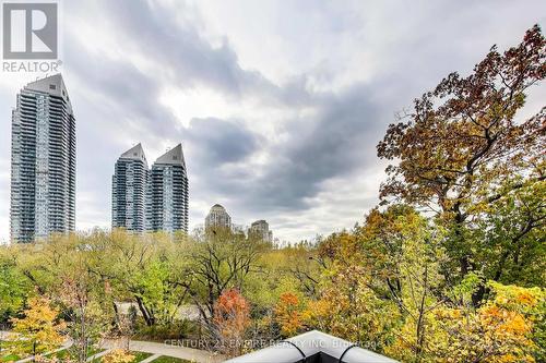 203 - 36 Park Lawn Road, Toronto, ON - Outdoor