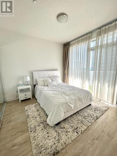 1606 - 56 Annie Craig Drive, Toronto, ON - Indoor Photo Showing Bedroom