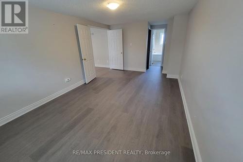 6 Waterloo Court, Brampton, ON - Indoor Photo Showing Other Room