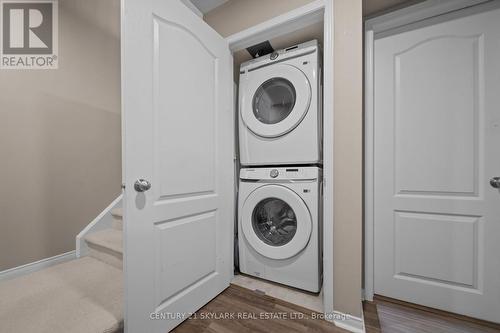 23 - 5625 Oscar Peterson Boulevard, Mississauga, ON - Indoor Photo Showing Laundry Room