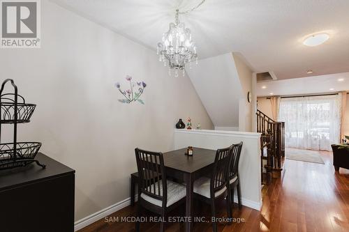 81 - 50 Strathaven Drive, Mississauga, ON - Indoor Photo Showing Dining Room