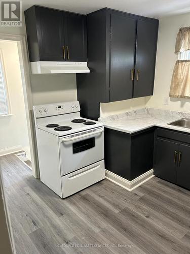 84 Wilson Avenue, Brampton, ON - Indoor Photo Showing Kitchen