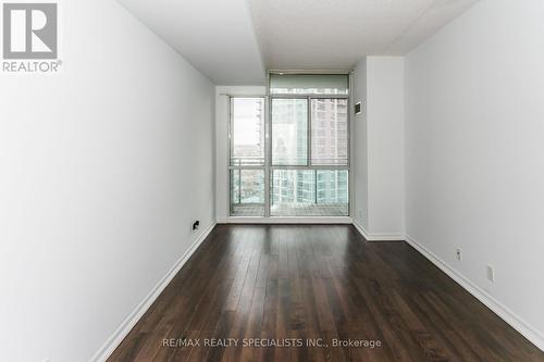 1705 - 220 Burnhamthorpe Road, Mississauga, ON - Indoor Photo Showing Other Room