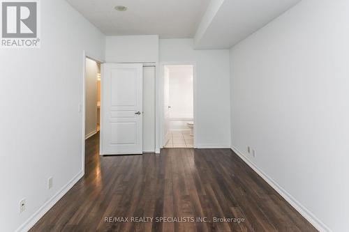 1705 - 220 Burnhamthorpe Road, Mississauga, ON - Indoor Photo Showing Other Room