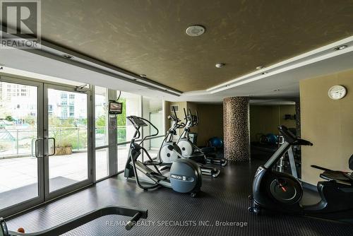 1705 - 220 Burnhamthorpe Road, Mississauga, ON - Indoor Photo Showing Gym Room