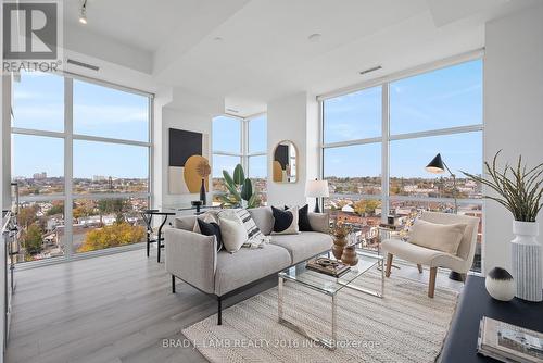 917 - 1787 St. Clair Avenue W, Toronto, ON - Indoor Photo Showing Living Room