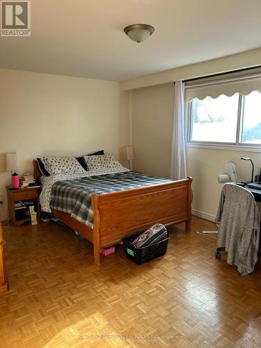 172 Kingsview Drive, Caledon, ON - Indoor Photo Showing Bedroom